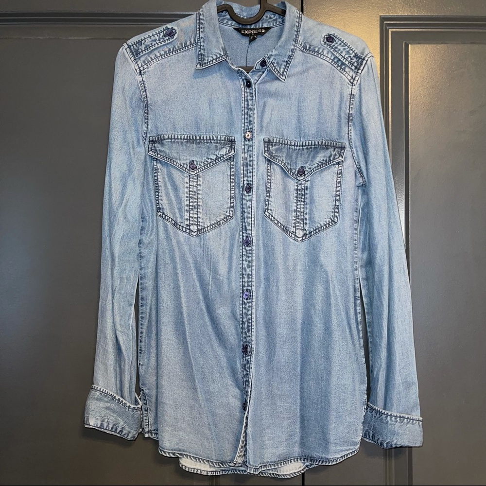 Express Women’s Button Down Jean Shirt